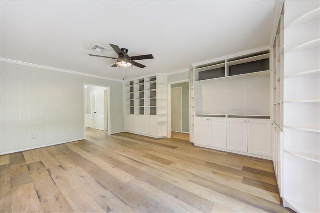 5019 Oak Forest Drive, Houston, TX 77018