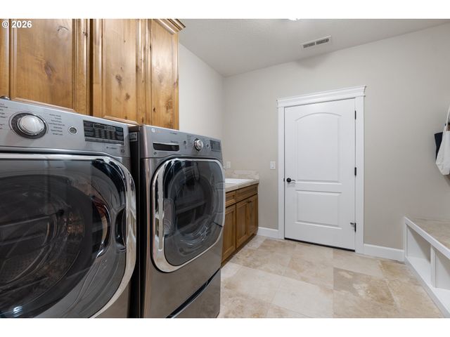 13008 Nw 49TH Ave, Vancouver, WA 98685