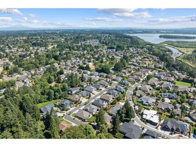 13008 Nw 49TH Ave, Vancouver, WA 98685