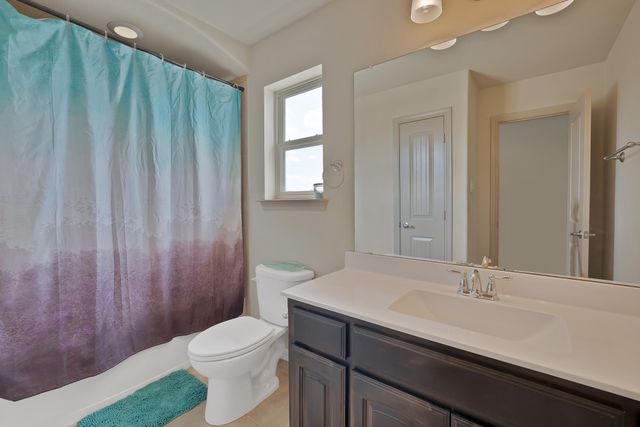 1123 Crest Ridge Drive, Glenn Heights, TX 75154