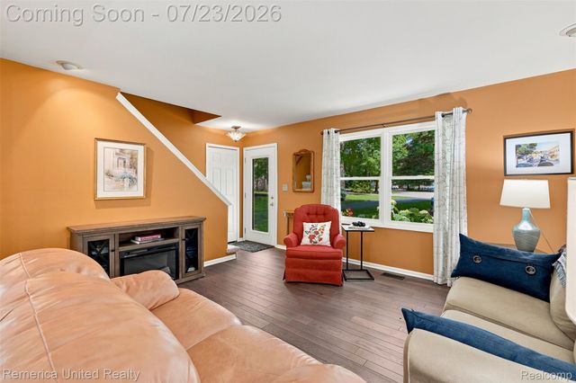 11922 Cody Creek Court, Green Oak Township, MI 48178