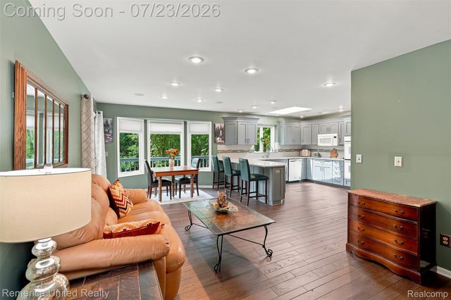 11922 Cody Creek Court, Green Oak Township, MI 48178