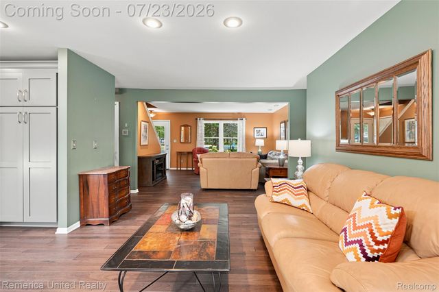 11922 Cody Creek Court, Green Oak Township, MI 48178