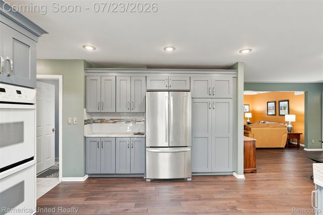 11922 Cody Creek Court, Green Oak Township, MI 48178