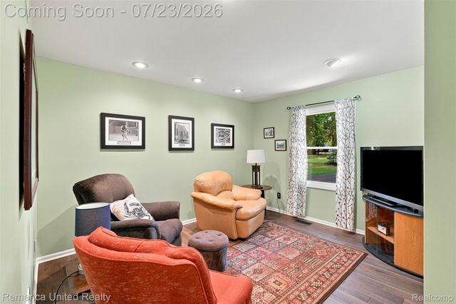 11922 Cody Creek Court, Green Oak Township, MI 48178