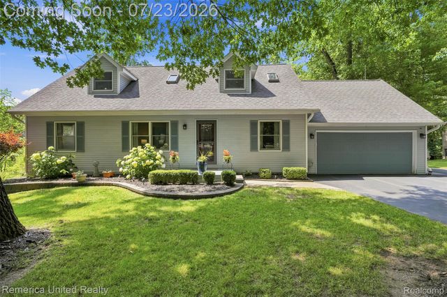 11922 Cody Creek Court, Green Oak Township, MI 48178