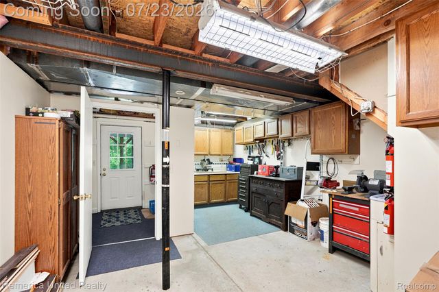 11922 Cody Creek Court, Green Oak Township, MI 48178