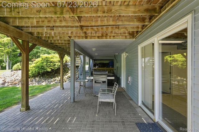 11922 Cody Creek Court, Green Oak Township, MI 48178