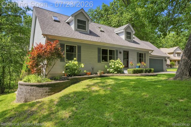 11922 Cody Creek Court, Green Oak Township, MI 48178