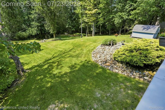 11922 Cody Creek Court, Green Oak Township, MI 48178