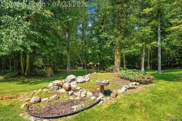 11922 Cody Creek Court, Green Oak Township, MI 48178