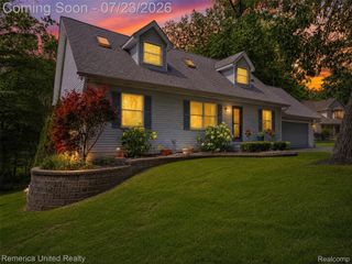 11922 Cody Creek Court, Green Oak Township, MI 48178