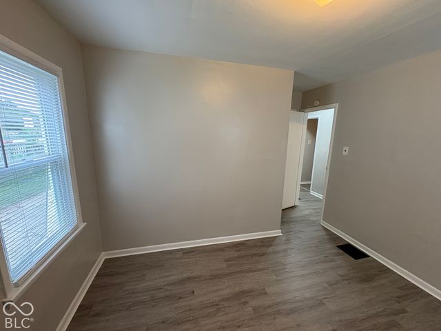 5425 E 21st Street, Indianapolis, IN 46218