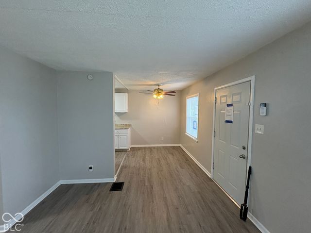5425 E 21st Street, Indianapolis, IN 46218
