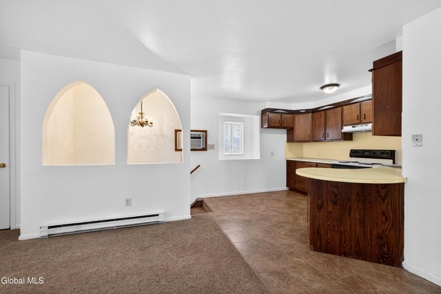 110 Southwoods Court, Rotterdam, NY 12306