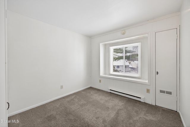 110 Southwoods Court, Rotterdam, NY 12306