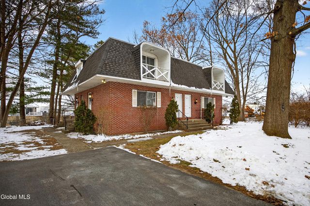 110 Southwoods Court, Rotterdam, NY 12306