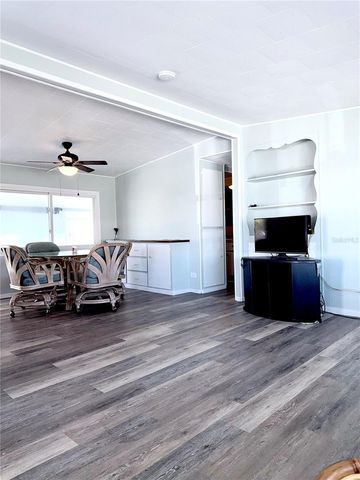 5105 8TH ST W, Bradenton, FL 34207