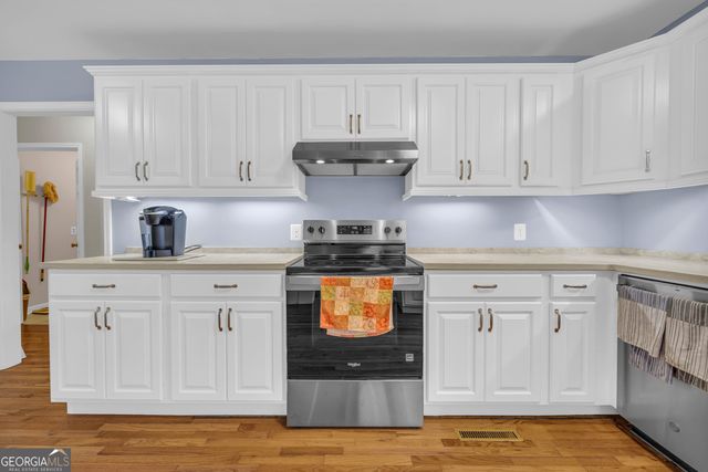 97 Estatohe Circle, Toccoa, GA 30577