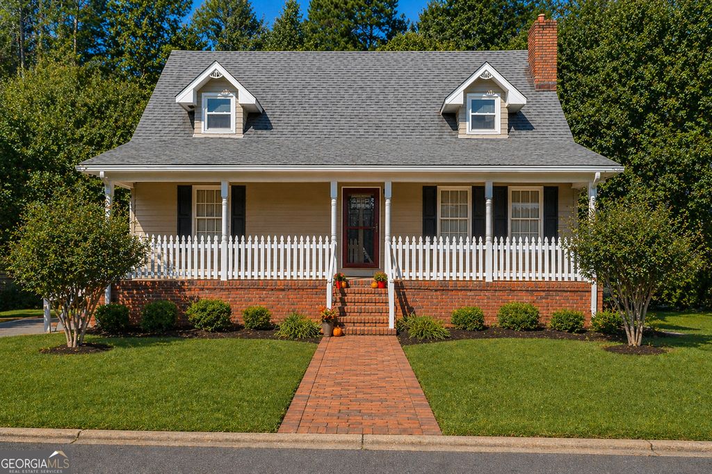 97 Estatohe Circle, Toccoa, GA 30577