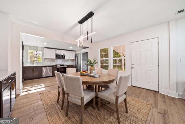 2949 Pearl Street, East Point, GA 30344