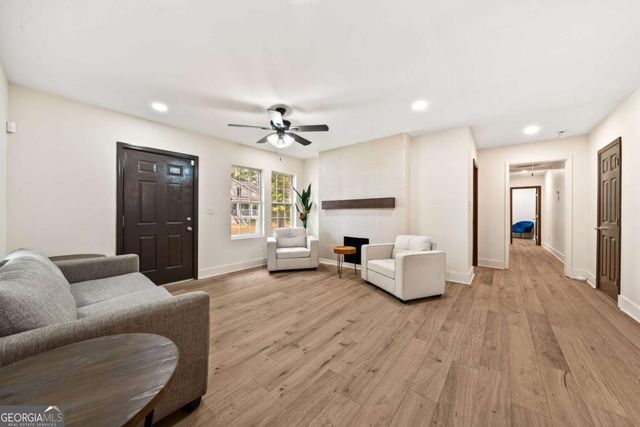 2949 Pearl Street, East Point, GA 30344