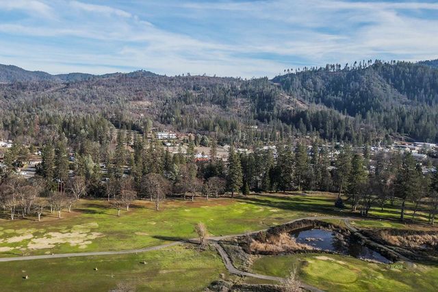 220 Fairway Drive, Weaverville, CA 96093