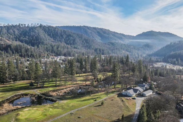 220 Fairway Drive, Weaverville, CA 96093