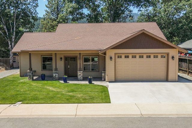 220 Fairway Drive, Weaverville, CA 96093