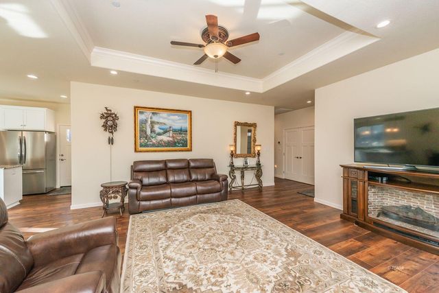 220 Fairway Drive, Weaverville, CA 96093