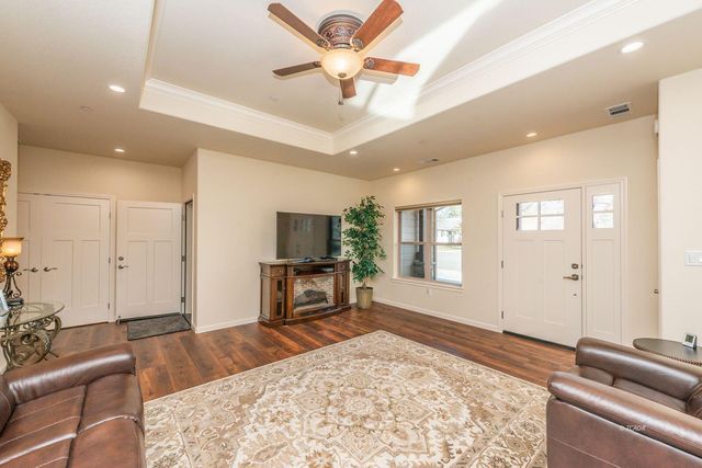 220 Fairway Drive, Weaverville, CA 96093