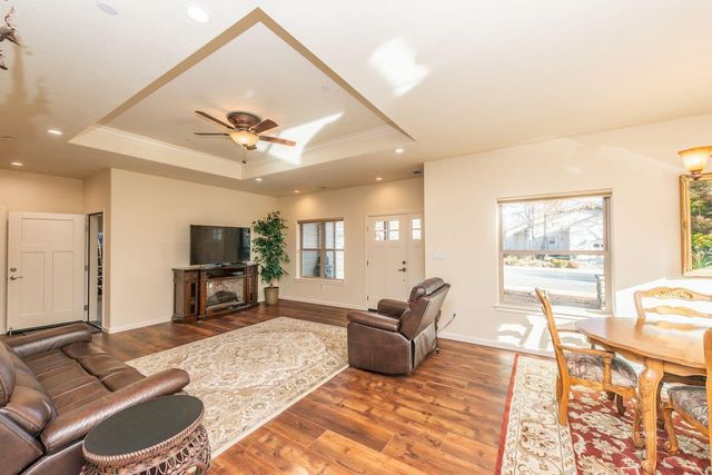 220 Fairway Drive, Weaverville, CA 96093