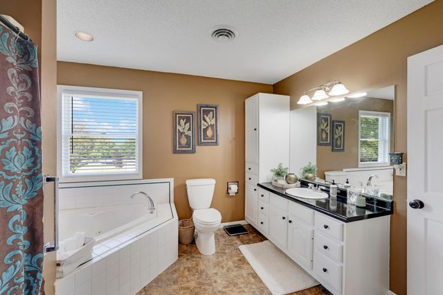 774 Oriole Lane, Hudson, WI 54016
