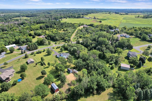 774 Oriole Lane, Hudson, WI 54016