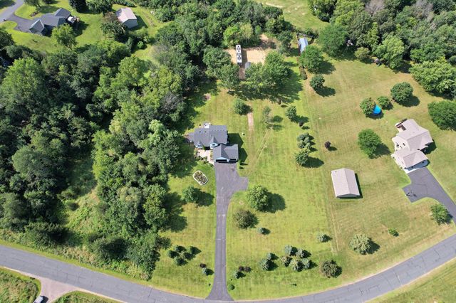 774 Oriole Lane, Hudson, WI 54016
