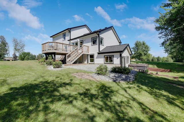 774 Oriole Lane, Hudson, WI 54016