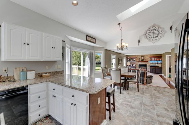 774 Oriole Lane, Hudson, WI 54016