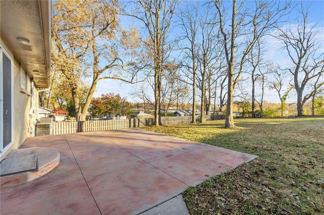 7901 Ella Avenue, Kansas City, KS 66112