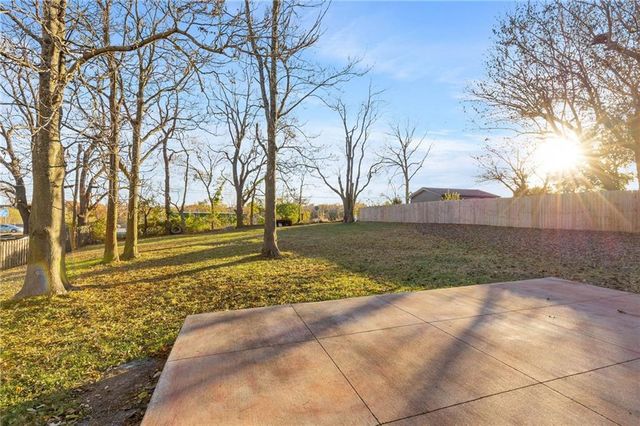 7901 Ella Avenue, Kansas City, KS 66112