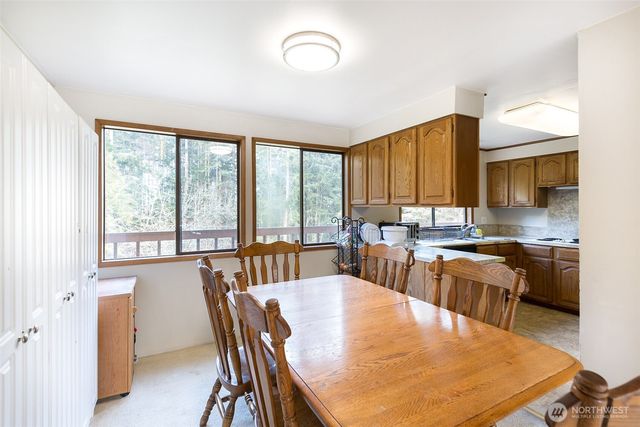 314 Stellar Ridge Lane, Sequim, WA 98382