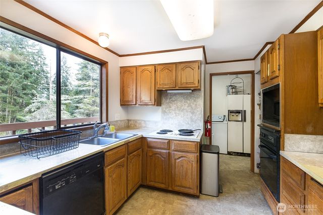 314 Stellar Ridge Lane, Sequim, WA 98382