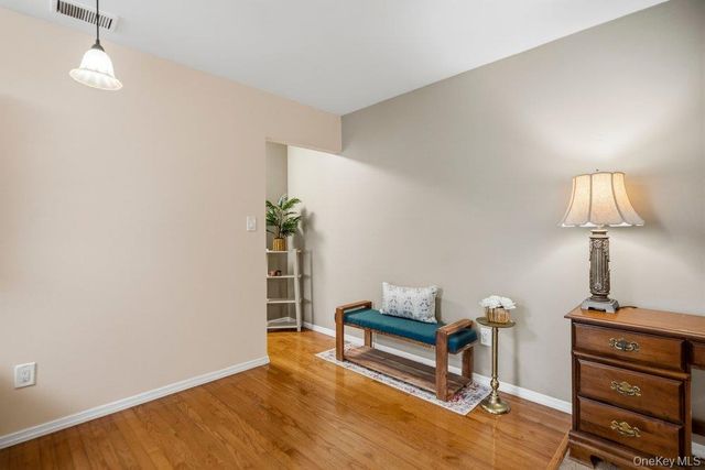 2 Idaho Court 2, Coram, NY 11727