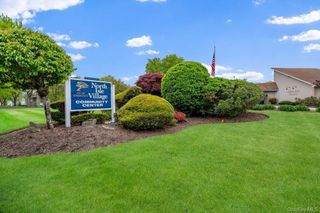 2 Idaho Court 2, Coram, NY 11727