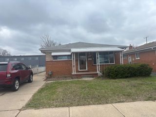 8847 WOODBINE, Redford Charter Township, MI 48239