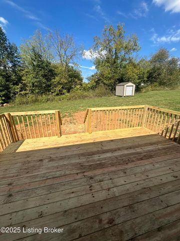 106 N Center St, Irvington, KY 40146