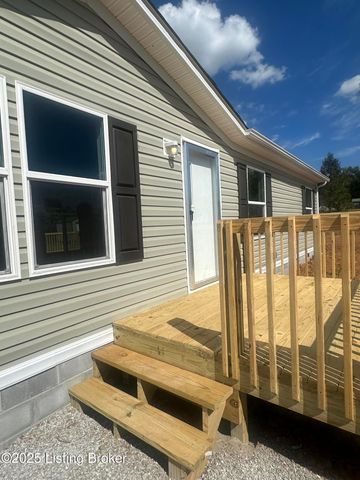 106 N Center St, Irvington, KY 40146