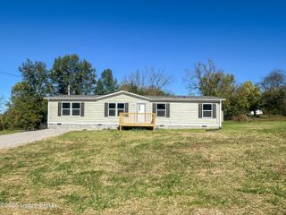 106 N Center St, Irvington, KY 40146