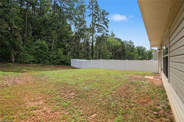 15 Covey Court, Lexington, NC 27292