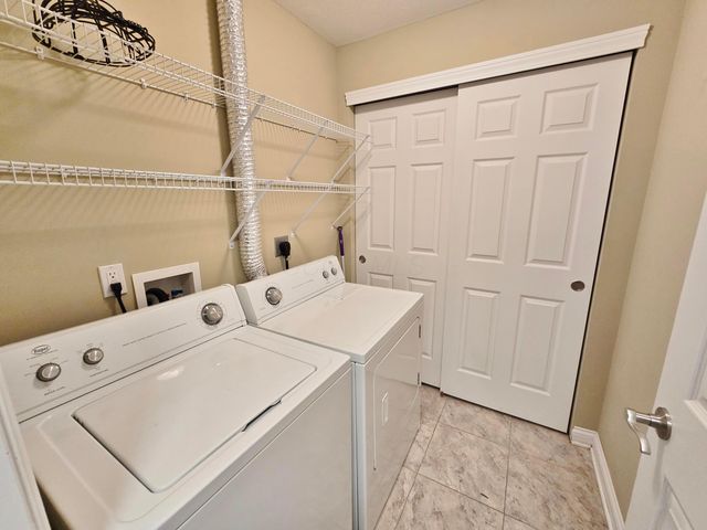 4201 Bradhurst Drive, 17-420 17-420, Dublin, OH 43016