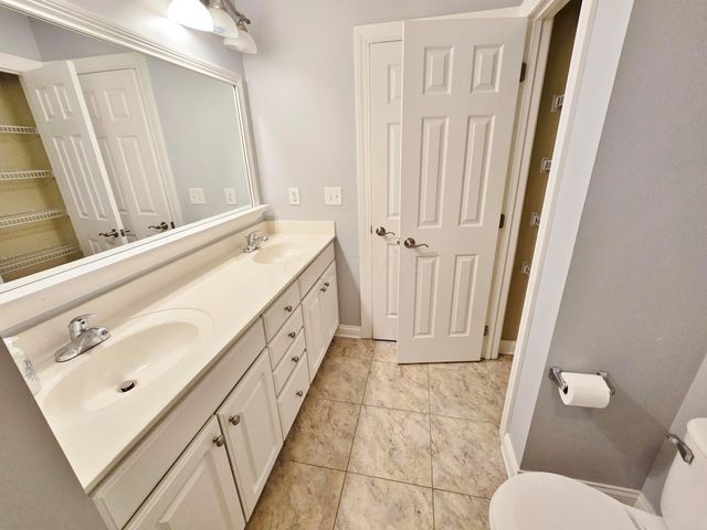 4201 Bradhurst Drive, 17-420 17-420, Dublin, OH 43016